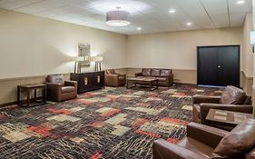 Ramada By Wyndham Grand Forks